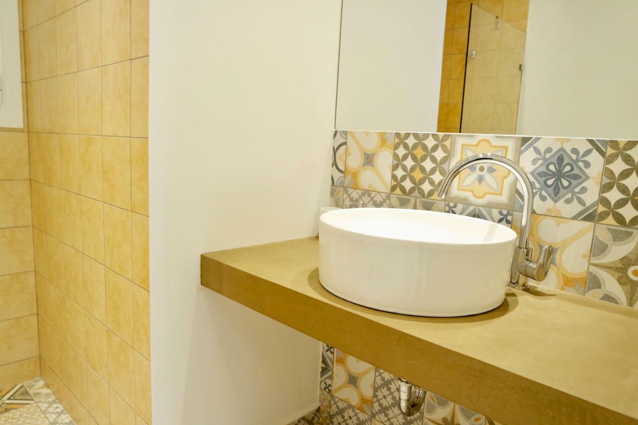 Design Apartment In The City Of Атина Екстериор снимка
