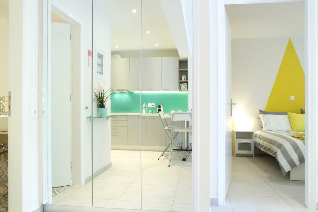 Design Apartment In The City Of Атина Екстериор снимка